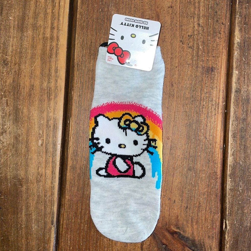 Hello Kitty Socks - Picture 4 of 16